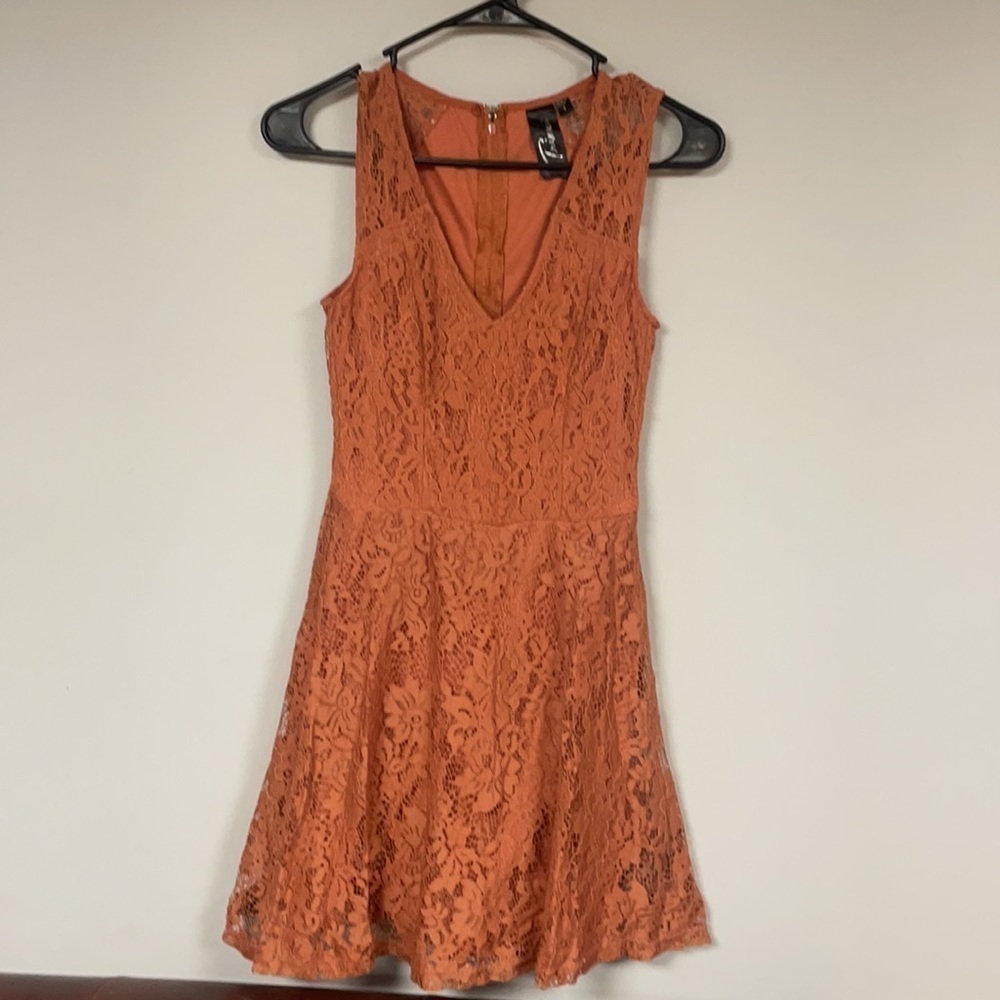 Trixxi Women's lace outer layer dress, rusty orange, Size 1 juniors